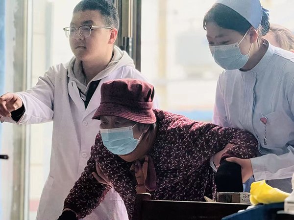 发挥专业特长
