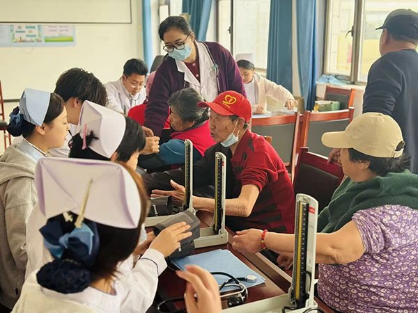 华体会体育官网入口团委组织华体会体育